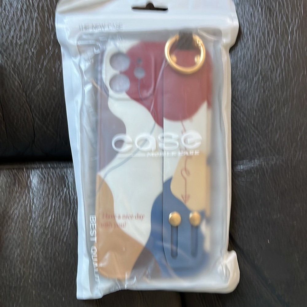 iPhone Case Covers - Picture 2 of 3